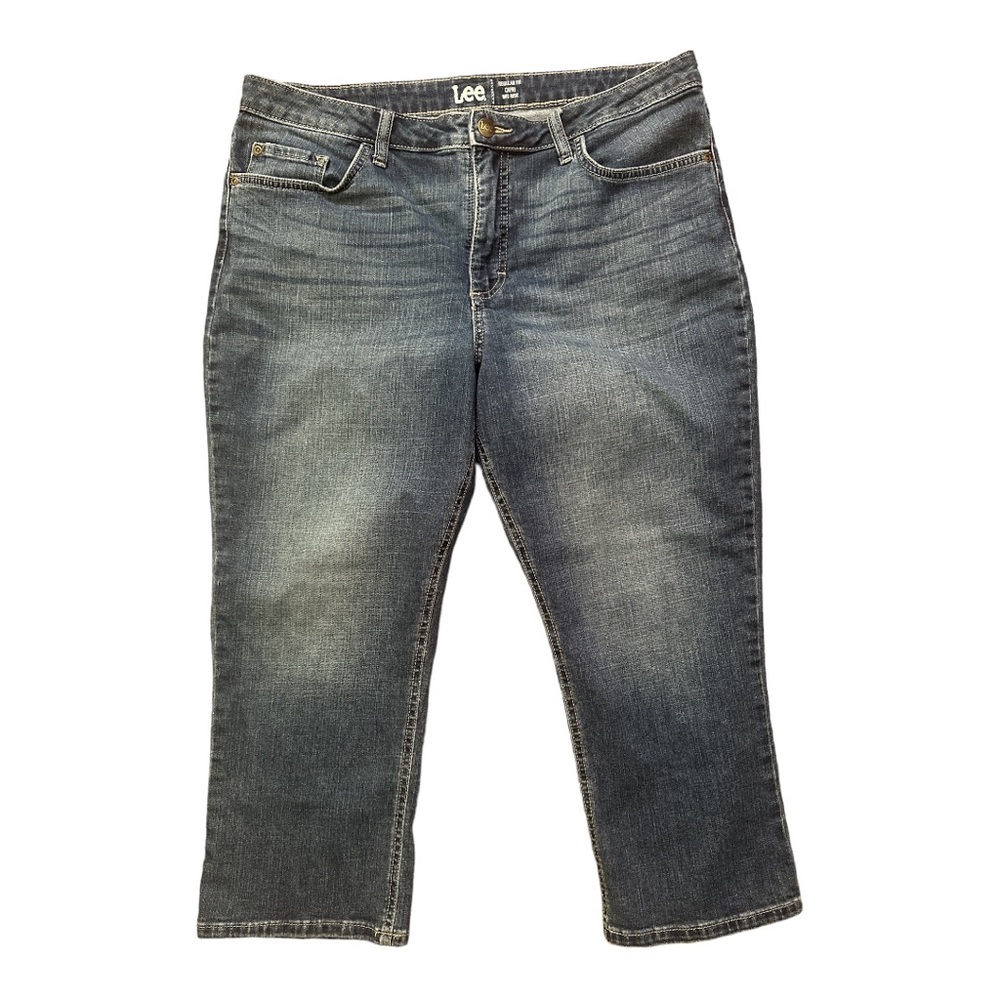 Lee Mid-Rise Capri Jeans